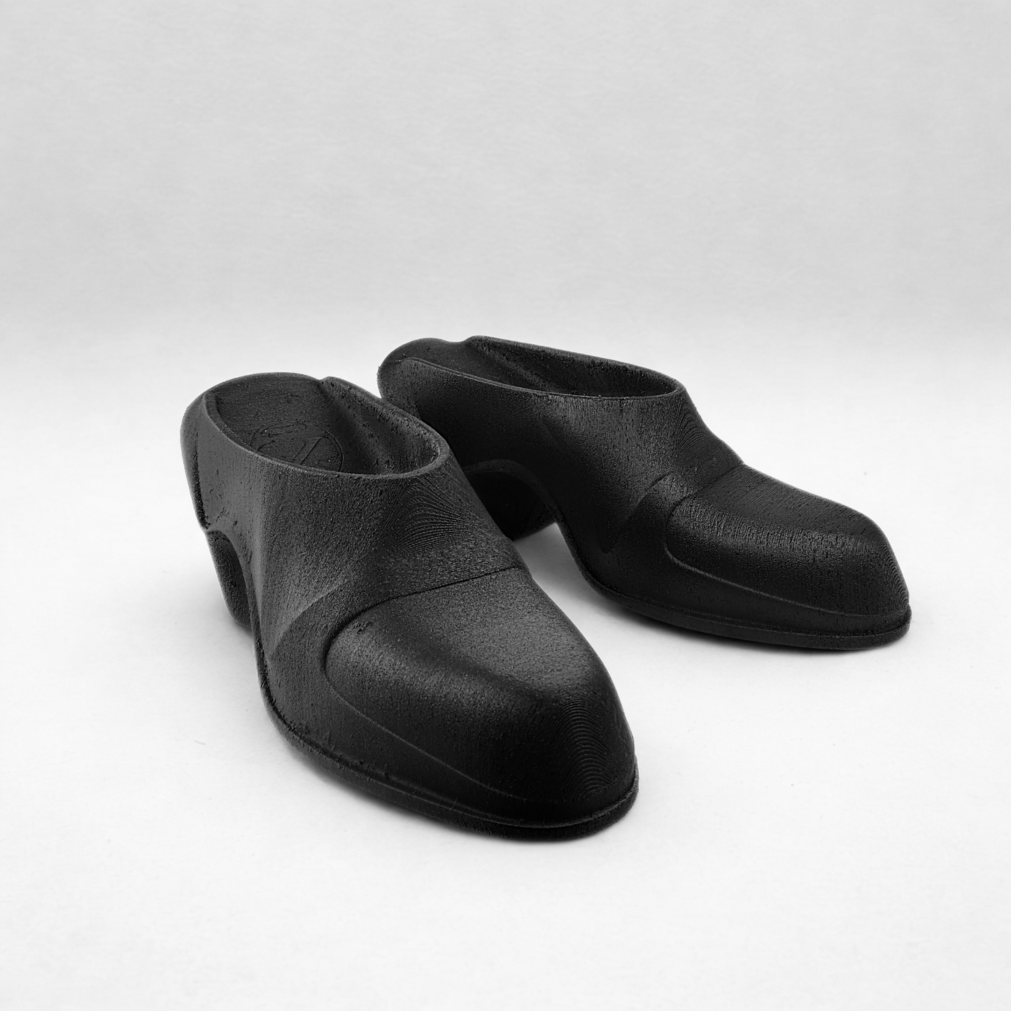 086 BIFRONT BLK