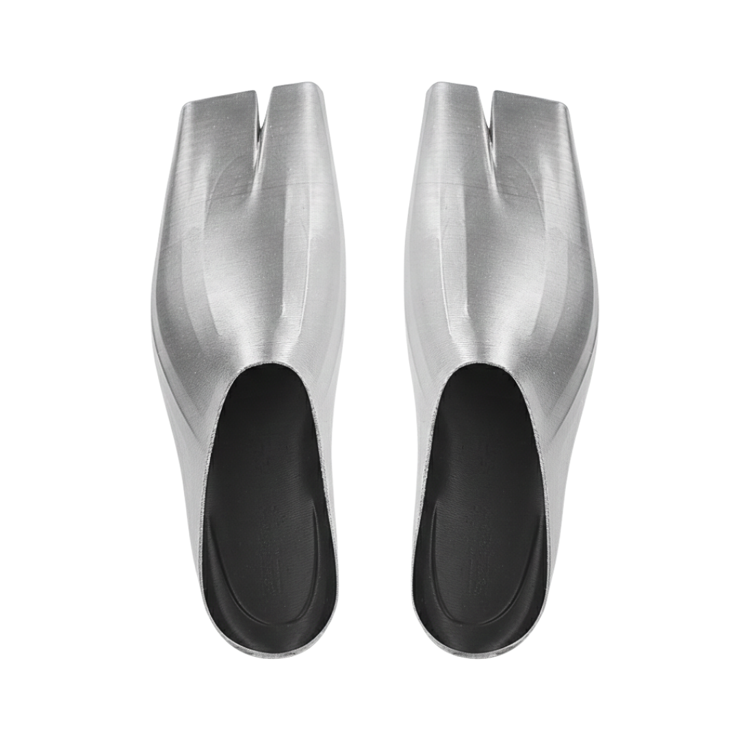 099-Cloven Mule SIL