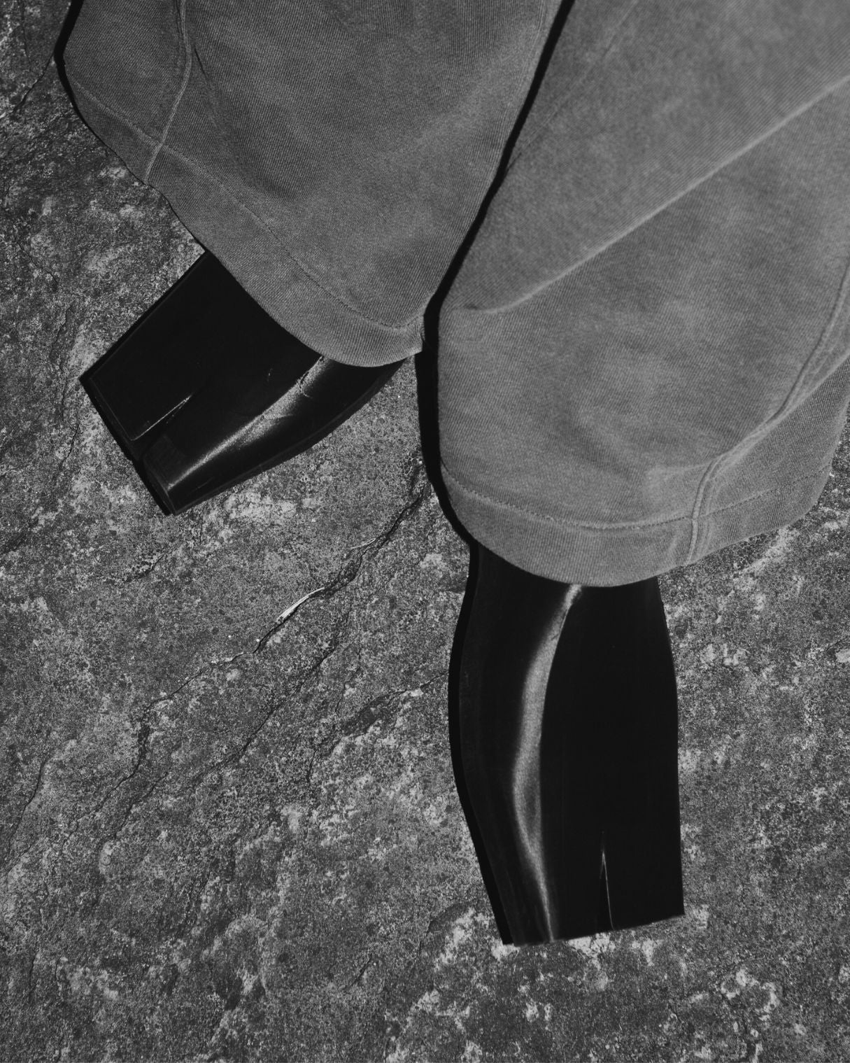 099-클로븐 뮬 블랙